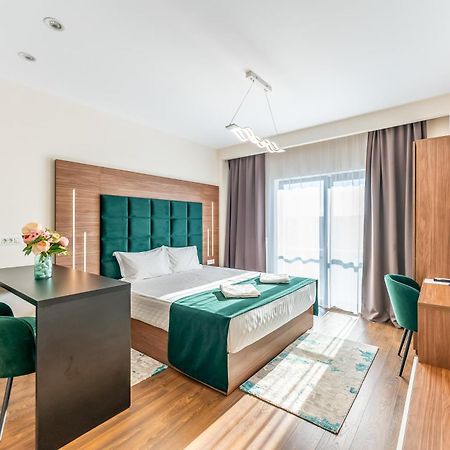 M City Aparthotel Arad Rum bild